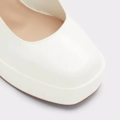 SaleAnjieHeeled Mary Janes - Platform 11 SaleAnjieHeeled Mary Janes - Platform -Lightweight Shop anjie white 115 002 033 alt4 sq gy 2000x2000