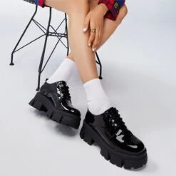 BigbangOxford Shoe - Lug Sole -Lightweight Shop bigbang black 001 002 033 look part sq nt 1200x1200