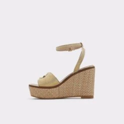 CarrabririaWedge Sandal - Wedge Heel -Lightweight Shop carrabriria beige 271 003 029 alt2 sq gy 2000x2000