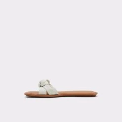 &New NewCarranariaSlide Sandal -Lightweight Shop carranaria white 100 001 043 alt2 sq gy 2000x2000