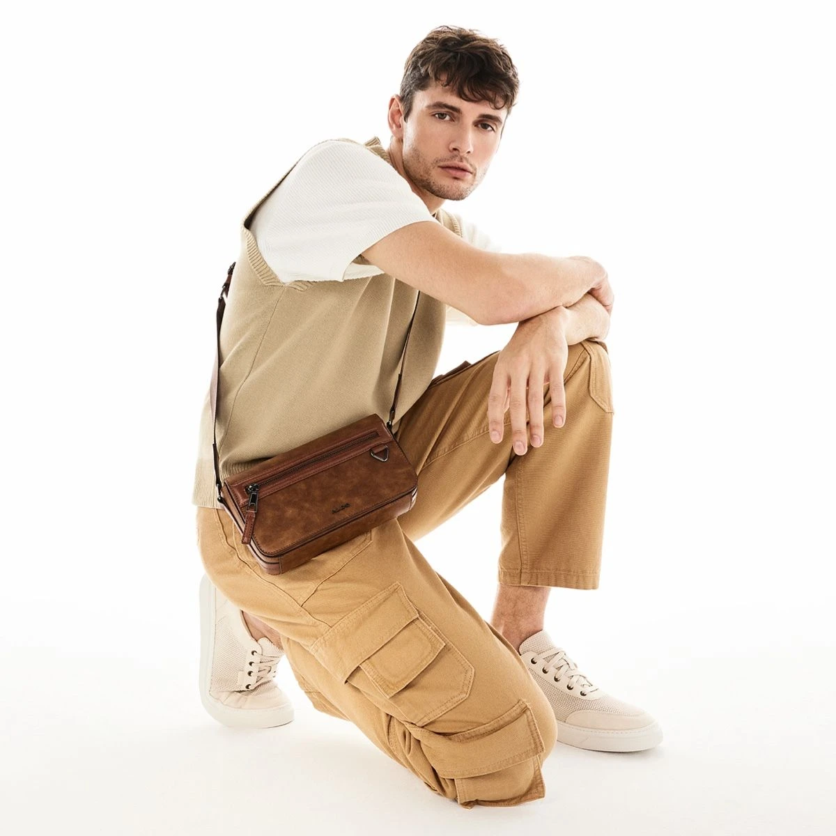 CassiusCrossbody Bag 2 CassiusCrossbody Bag - Image 2