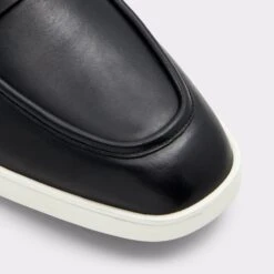 CourtsideLoafer - Cup Sole -Lightweight Shop courtside black 001 001 043 alt4 sq gy 2000x2000