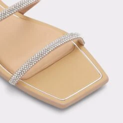 DaciaStrappy Heeled Sandal -Lightweight Shop dacia beige 260 003 029 alt4 sq gy 2000x2000