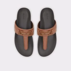 DeckslideT-strap Sandal 12 DeckslideT-strap Sandal -Lightweight Shop deckslide brown 220 001 025 alt5 sq gy 2000x2000