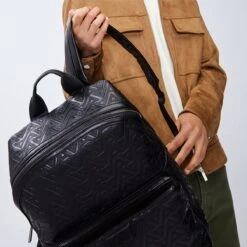 EnnioBackpack -Lightweight Shop ennio black 009 002 043 look part sq nt 1200x1200