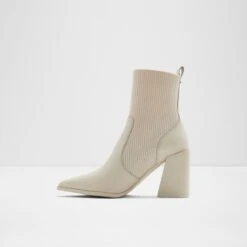 Flexible SolesGaninaChelsea Boot - Block Heel -Lightweight Shop ganina white 110 001 043 alt2 sq nt 1200x1200