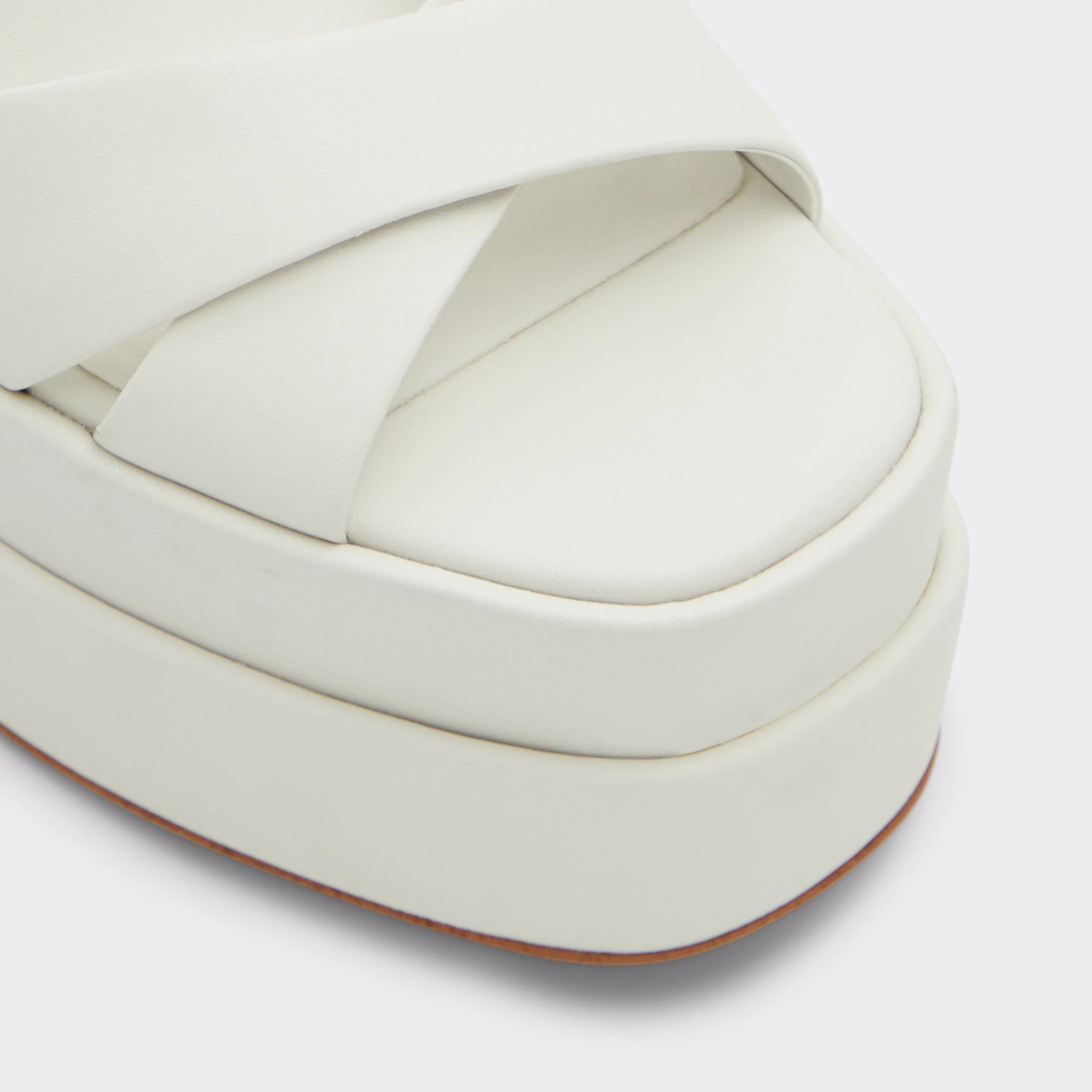 SaleGisellStrappy Heeled Sandal - Platform 5 SaleGisellStrappy Heeled Sandal - Platform - Image 5