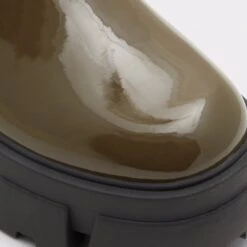 Final Sale - The Item Cannot Be ReturnedGrandmodeOver-the-knee Boot - Lug Sole -Lightweight Shop grandmode beige 250 002 033 alt4 sq gy 2000x2000