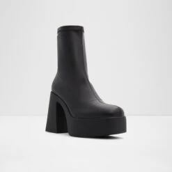 LightweightGrandstepChelsea Boot - Block Heel 9 LightweightGrandstepChelsea Boot - Block Heel -Lightweight Shop grandstep black 001 002 045 alt3 sq nt 1200x1200