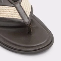 JericFlip Flop -Lightweight Shop jeric beige 270 002 040 alt4 sq gy 2000x2000