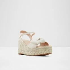 SaleMacramaWedge Sandal - Wedge Heel -Lightweight Shop macrama white 115 002 043 alt3 sq nt 1200x1200
