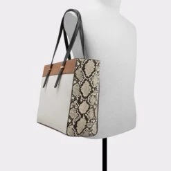 SaleOlerithaaTote Bag -Lightweight Shop olerithaa beige 270 002 029 alt3 sq gy 2000x2000