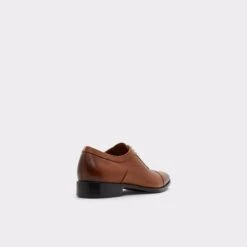 OsborneOxford Shoe -Lightweight Shop osborne brown 220 001 043 alt1 sq gy 2000x2000