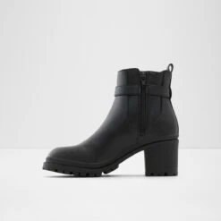 Final Sale - The Item Cannot Be ReturnedQimasChelsea Boot - Lug Sole -Lightweight Shop qimas black 001 002 043 alt2 sq nt 1200x1200