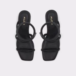 &New NewSpinnaStrappy Flat Sandal -Lightweight Shop spinna black 001 002 043 alt5 sq gy 2000x2000