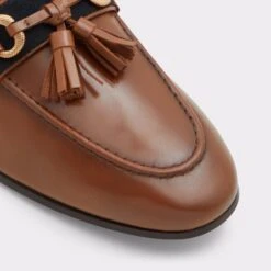 SaleTomarLoafer 11 SaleTomarLoafer -Lightweight Shop tomar brown 220 001 043 alt4 sq gy 2000x2000