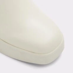 LightweightUpstepChelsea Boot - Lug Sole 10 LightweightUpstepChelsea Boot - Lug Sole -Lightweight Shop upstep white 110 002 043 alt4 sq gy 2000x2000