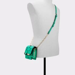 WovenaxMini Top Handle Bag 7 WovenaxMini Top Handle Bag -Lightweight Shop wovenax green 301 002 043 alt3 sq gy 2000x2000